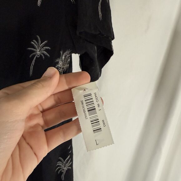 New Old Navy Blouse Women's Large Everywear Palm Tree Short Sleeve Vneck - Picture 3 of 10